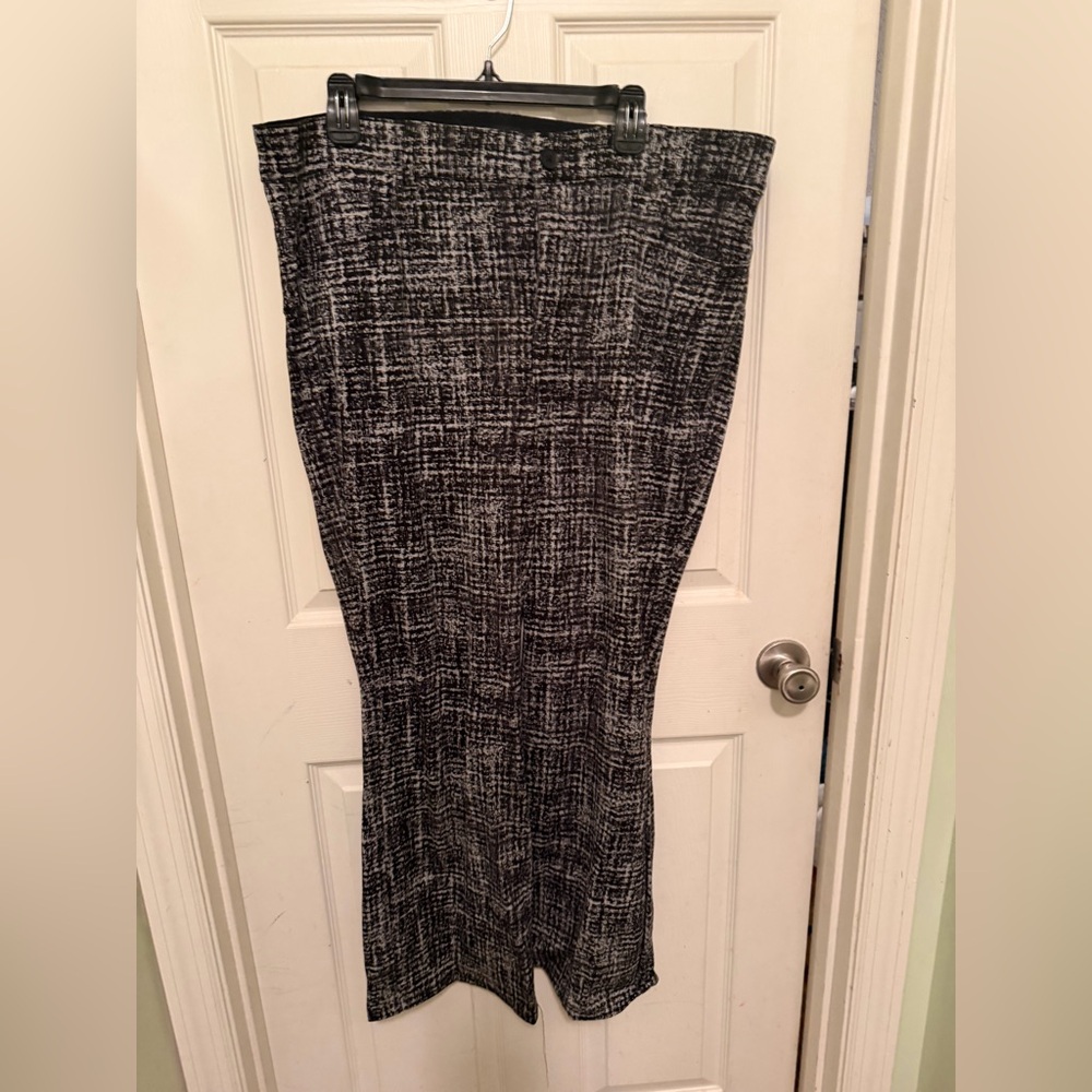 Torrid Monochrome Textured pants